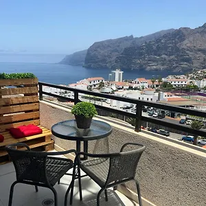 studio-with-fantastic-sea-view-in-los-gigantes.in-canary-islands.com/