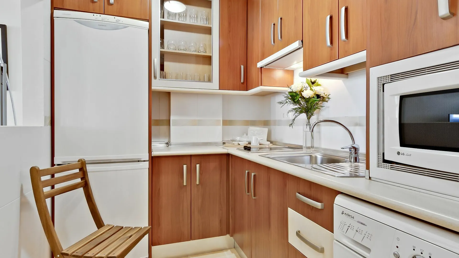 Del Parque Flats - Ollerias Duplex Apartment Malaga