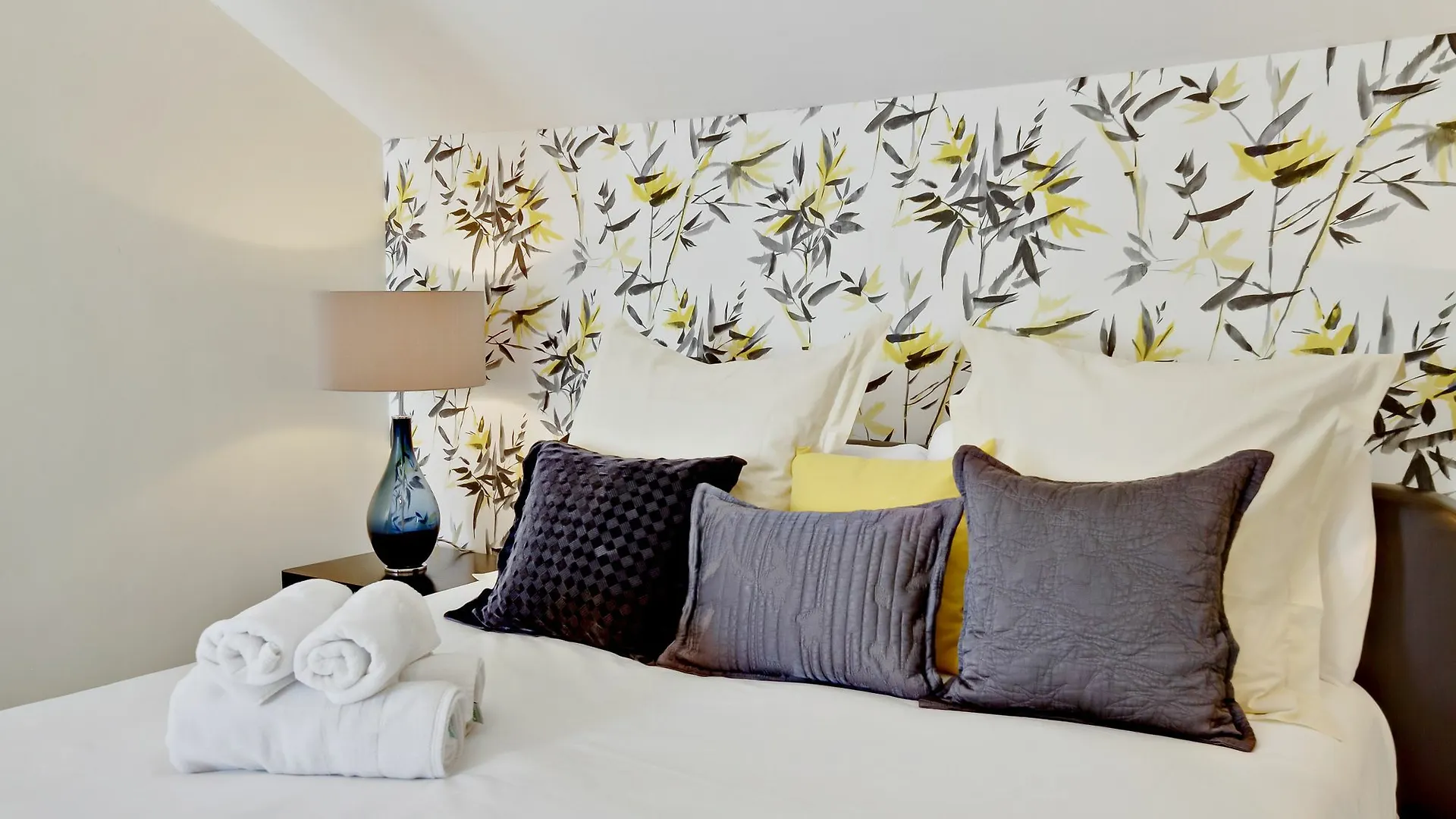 Del Parque Flats - Ollerias Duplex Apartment Malaga