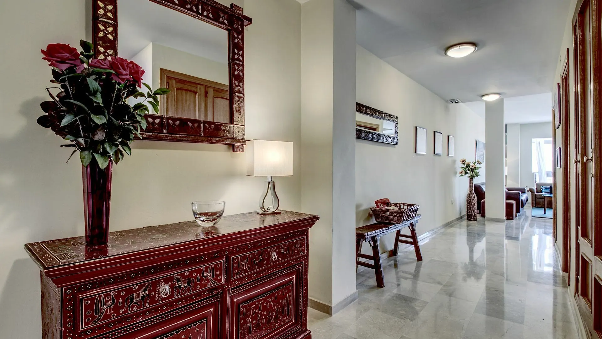 Del Parque Flats - Ollerias Duplex Apartment Malaga Spain